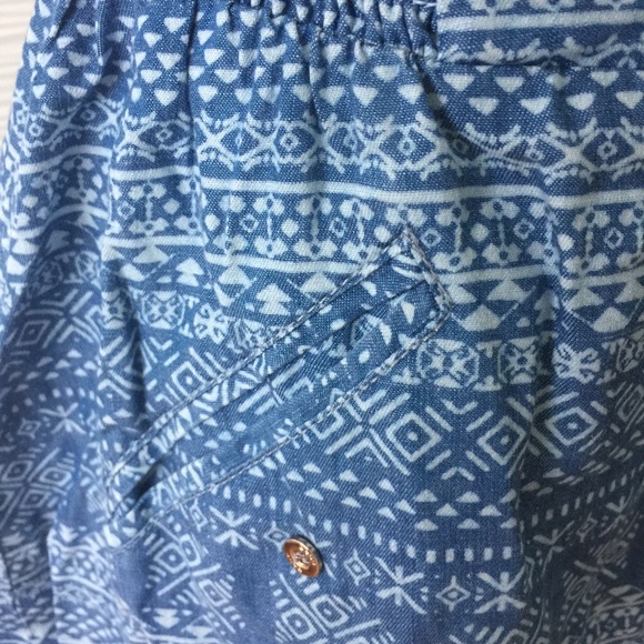Bebe Blue Tribal button up Skirt - Picture 2 of 6